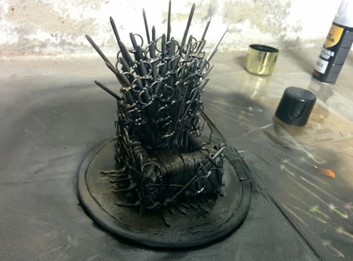 iron-throne-stand-for-phone-diy-game-of-thrones-finished