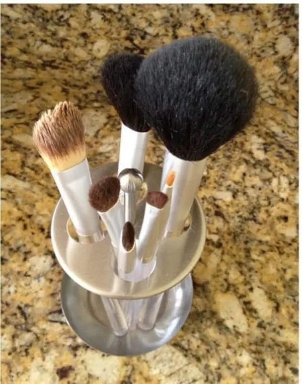 make-up-brush-holder