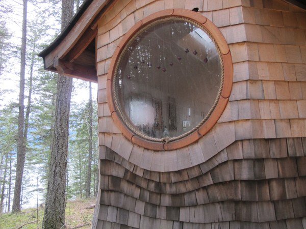 picnic table window