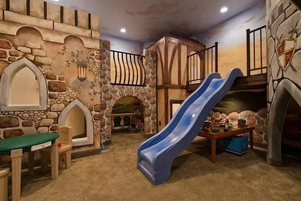 playroom-medieval