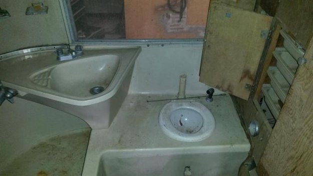when-inside-old-camper-sink