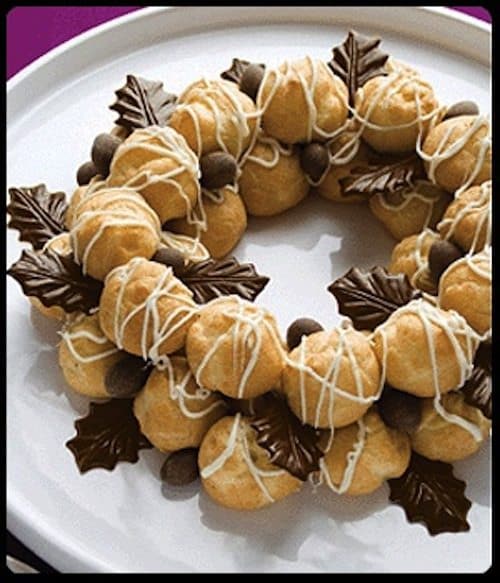 wreath-eclair