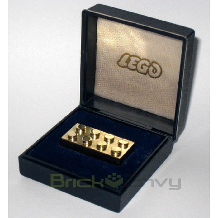 gold lego