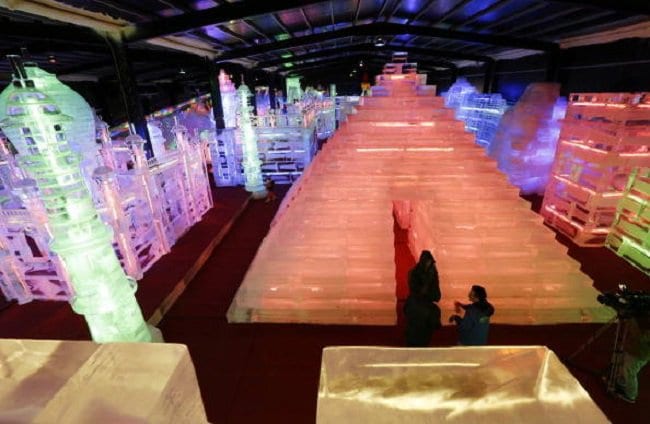  harbin-ice-and-snow-festival-sculptures-in