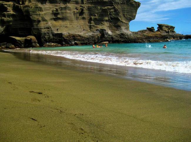 hawaii-green-beach