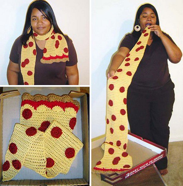 pizza scarf