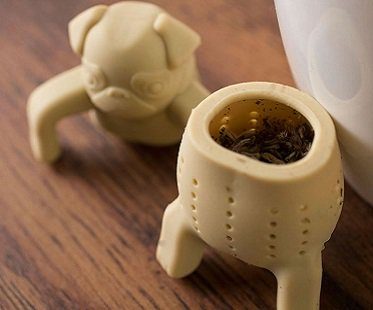 pug tea infuser inside