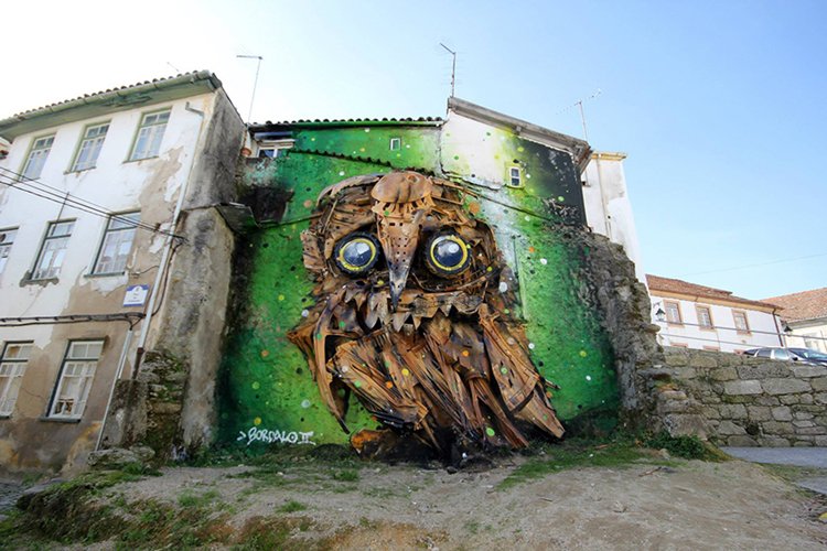 recycled-owl-sculpture-street-art