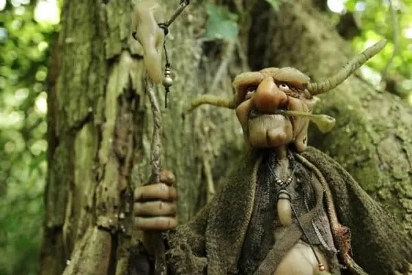 shaman-troll-close