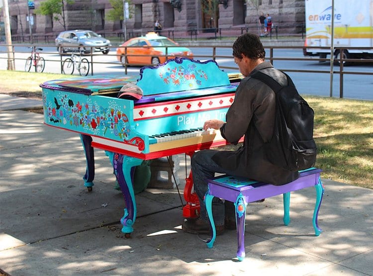 street-pianos-play-me-im-yours-project-grand