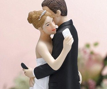 texting bride and groom cake topper
