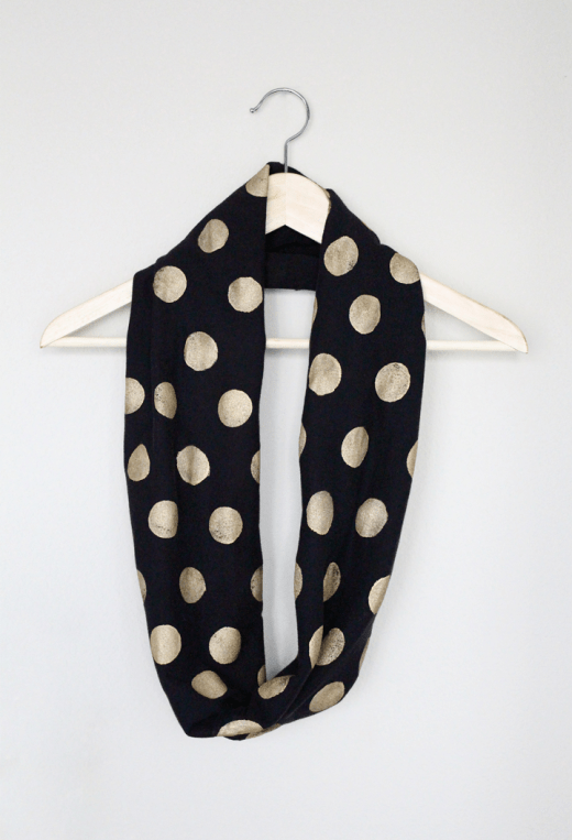 No-Sew Polka Dot Infinity 