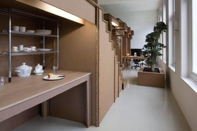 amsterdam-cardboard-office-table