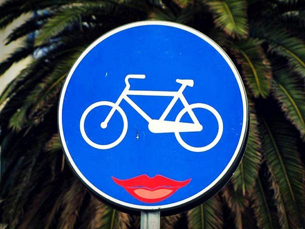 bike face sign