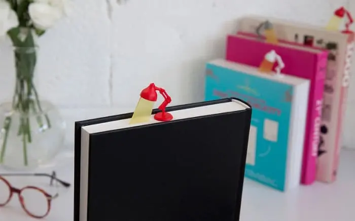 bookmarks-reading-lamp