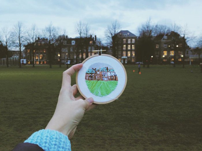 embroidered-travel-scenes-teresa-lim-amsterdam