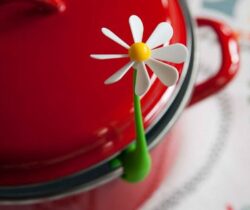 flower steam releaser