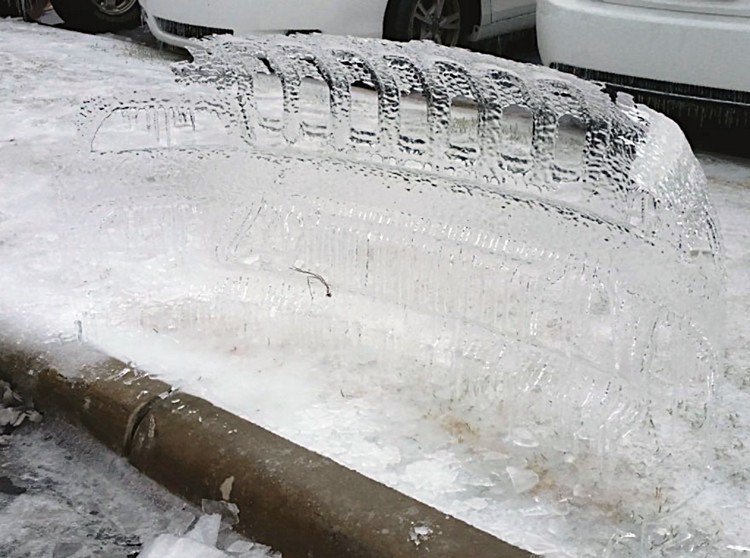 ice bumper close up