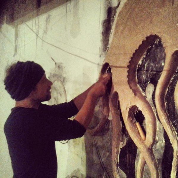 jellyfish tentacles artist working