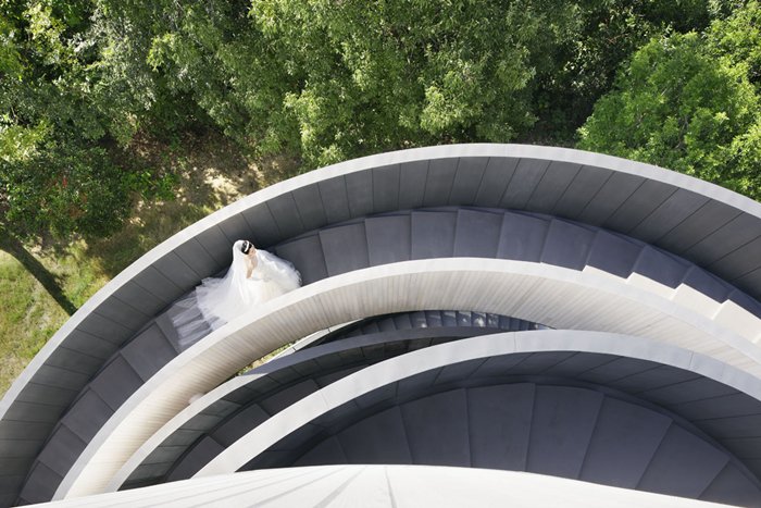 outside-wedding-chapel-climb