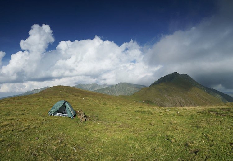 tent-romania