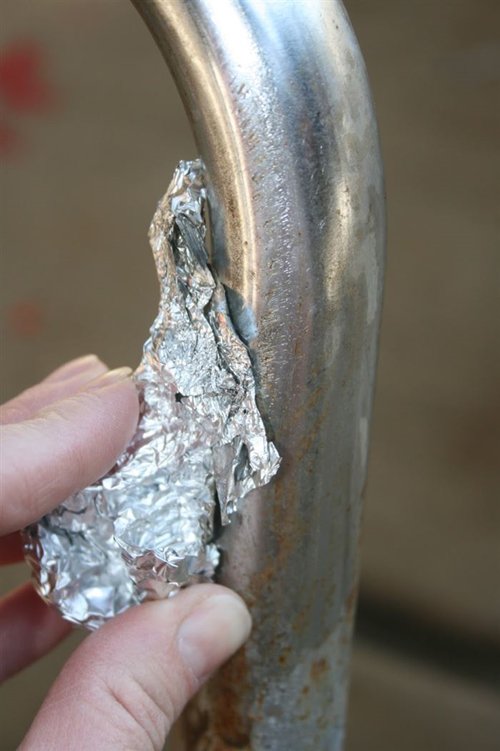 aluminum-foil-rust-removal