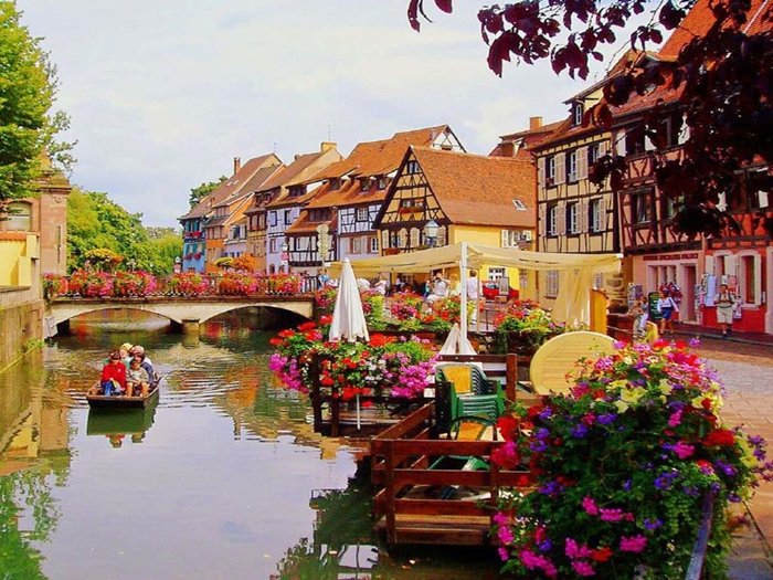 boat-colmar-france