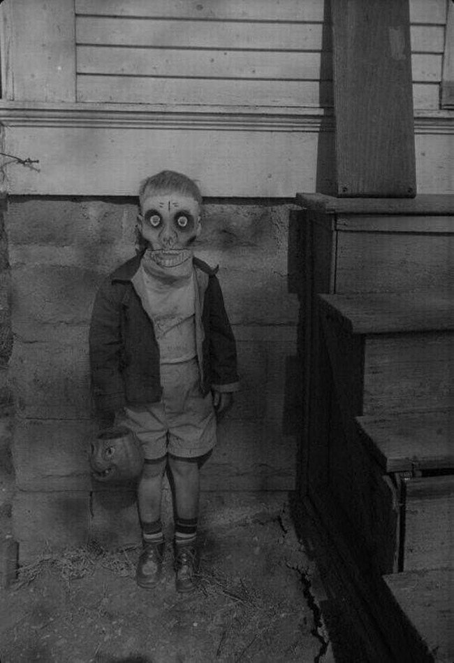 creepy-images-mask