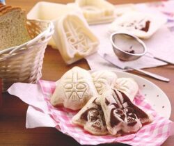 darth vader sandwich mold