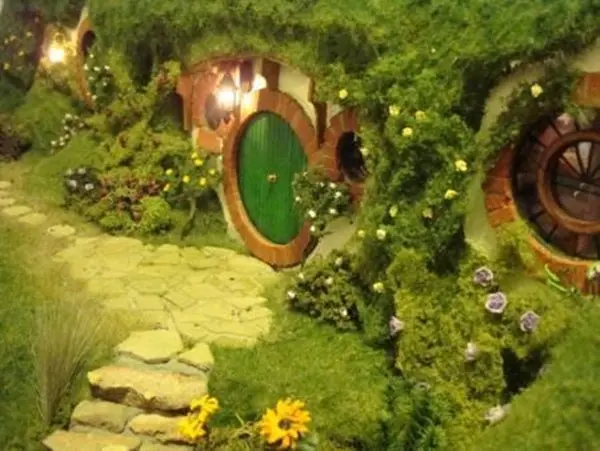 doll-house-hobbit