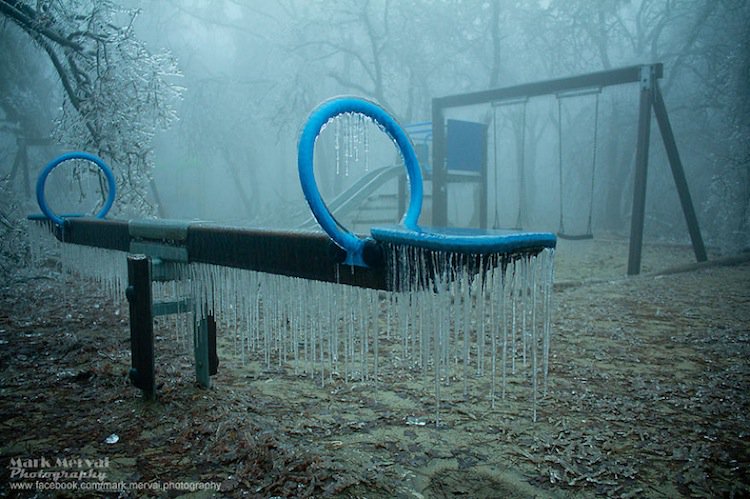 frozen-playground