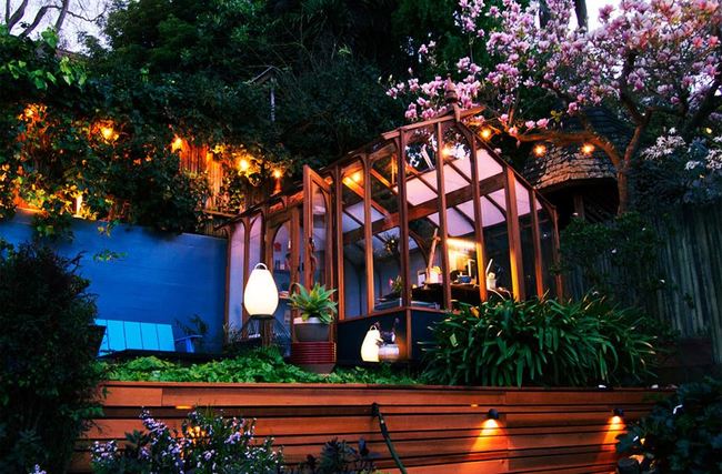 garden-hangout-greenhous
