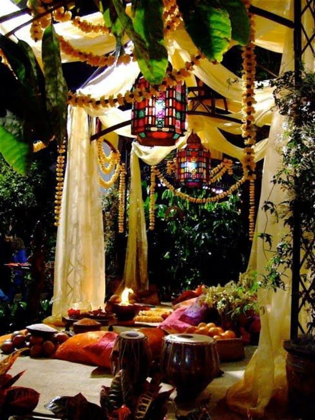 garden-hangout-middle-eastern