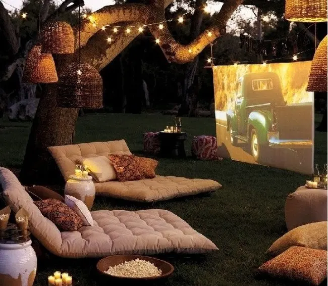 garden-hangout-movie