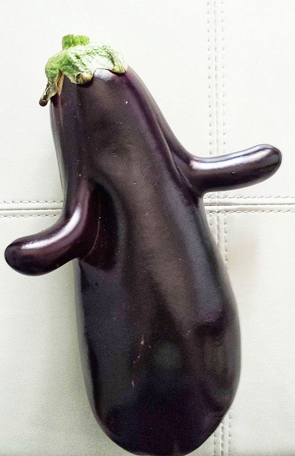 huggy eggplant
