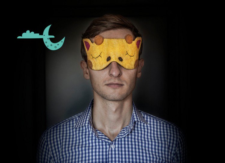 man giraffe ooloom sleep mask