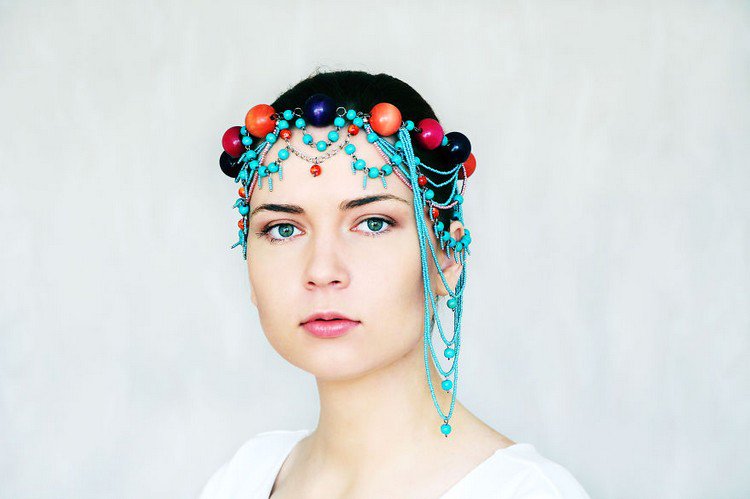 turquoise headpiece balls