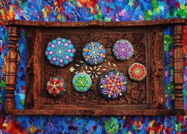 wooden tray mandala stones