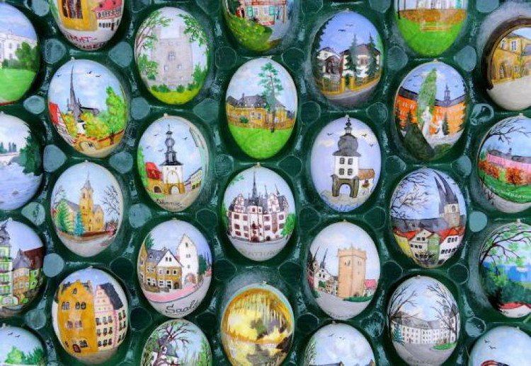 beautifully painted eggs