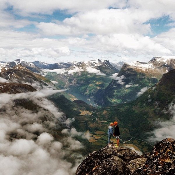 couple-traveling-around-world-photography-samuel-hildegunn-scandinavia