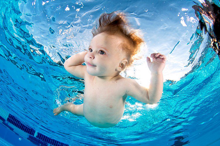 crazy hair underwater babies seth casteel