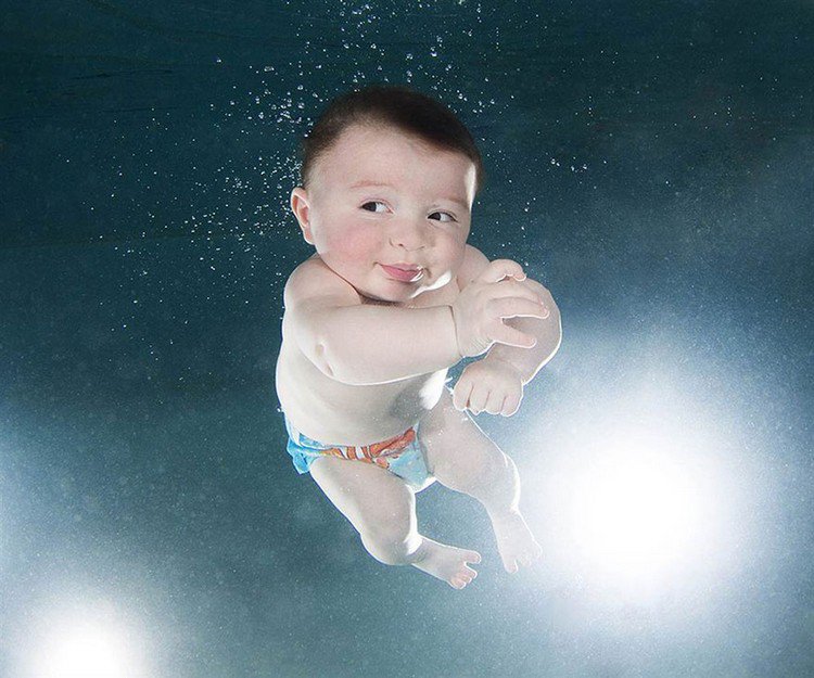 eyes right underwater babies seth casteel