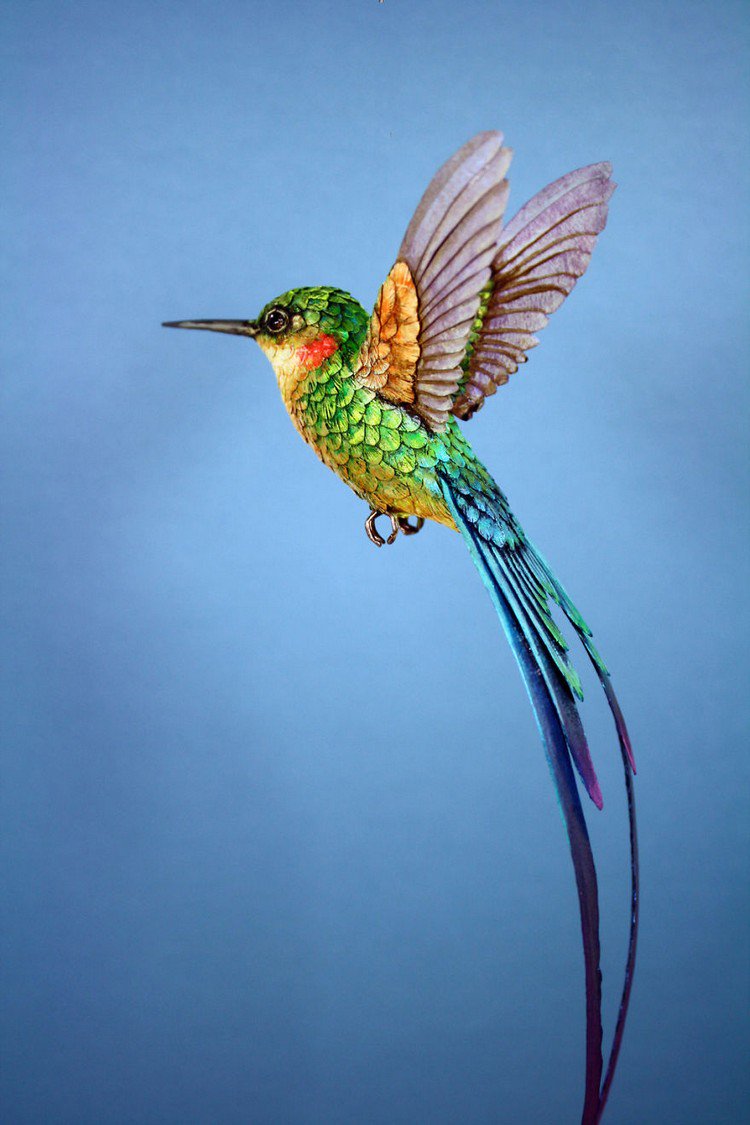 green hummingbird sculpture