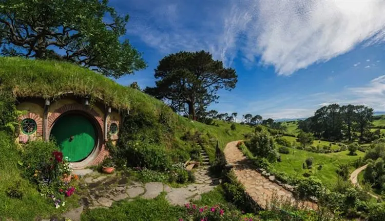 hobbiton-house