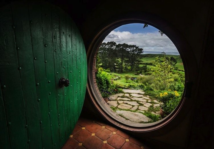 hobbiton-portal