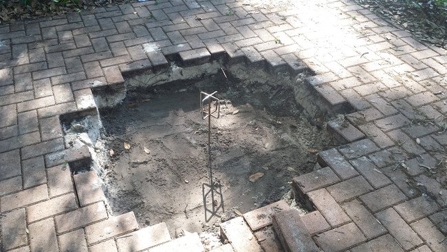 make-hole-patio