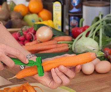 razor vegetable peeler