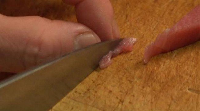 slicing mini fish sushi