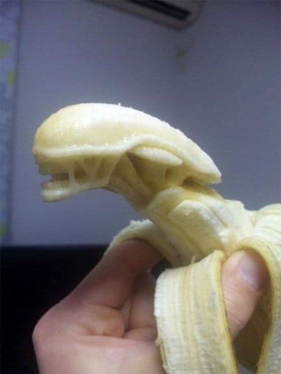 banana-carvings-alien