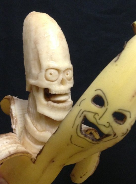 banana-carvings-face